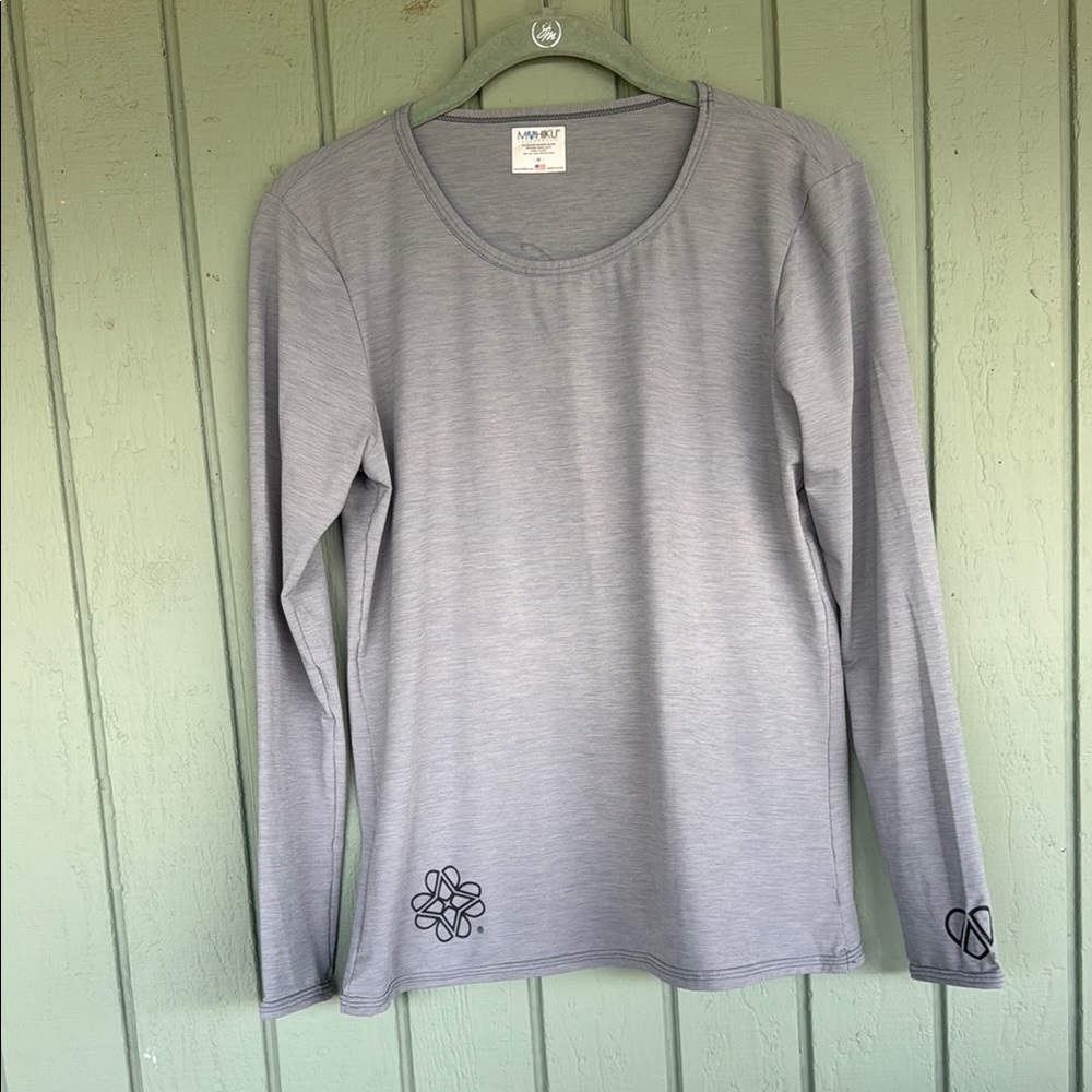 Mohiku Light Gray Long Sleeve Women's Tee with SPF 30+ protection.